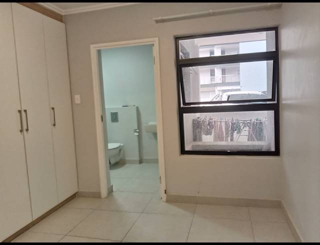 2 BEDROOM APARTMENT FOR SALE IN UMHLANGA RIDGE